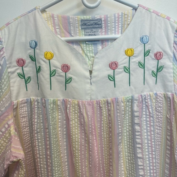 Woman Within Seersucker Zip Front Embroidered Nightgown Mumu House Dress Size 2X - Picture 3 of 10